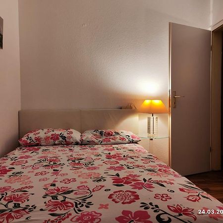 Altstadt Zimmer Дюссельдорф Экстерьер фото